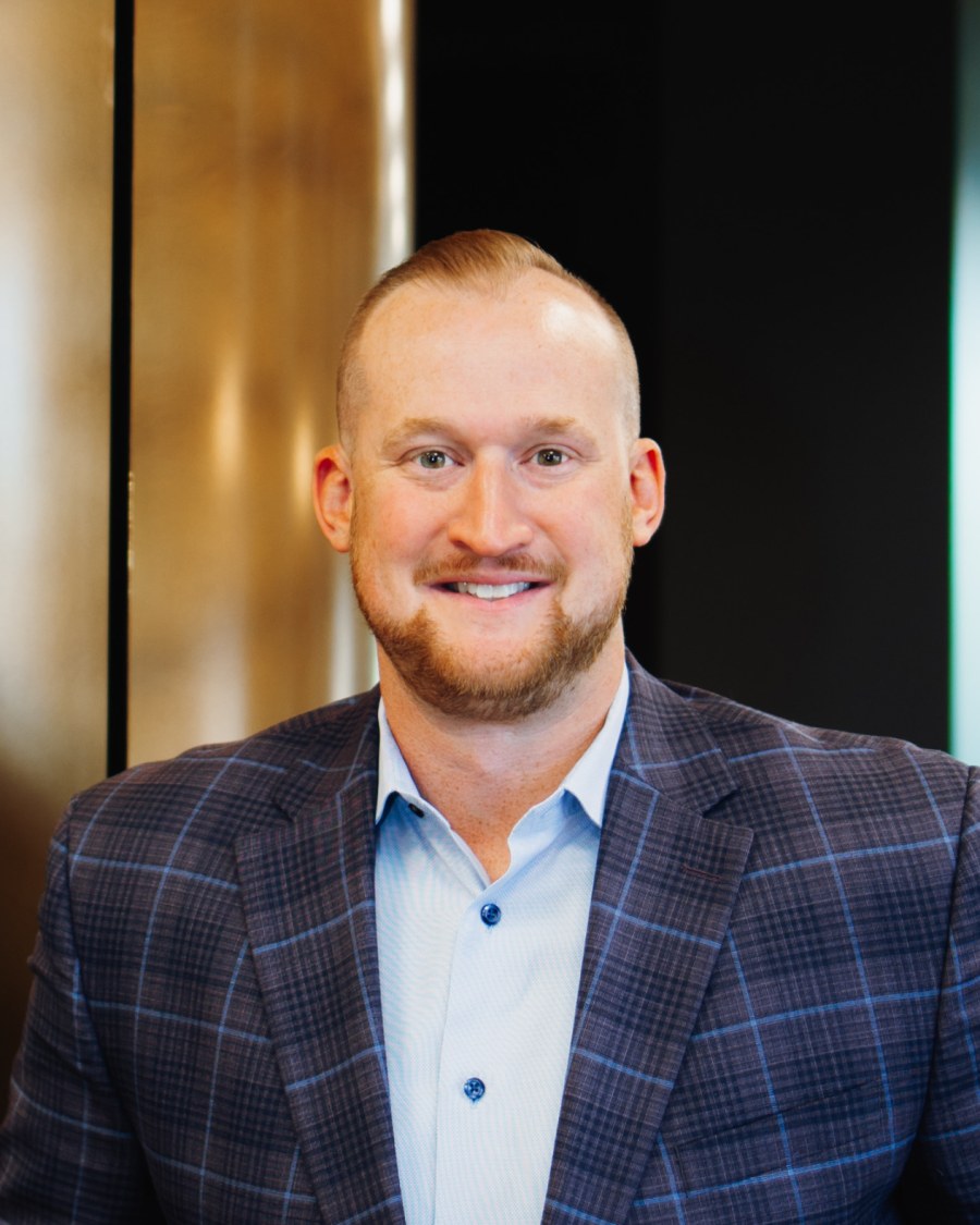 Oliver White, Líder del equipo · NMLS #1254113